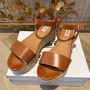 Steve Madden “Busy” Sandals